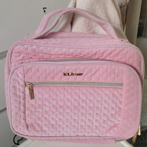 Elkuer Luxe Soft Pink Quilted Cosmetic Travel Case Organizer NEW - Picture 10 of 13